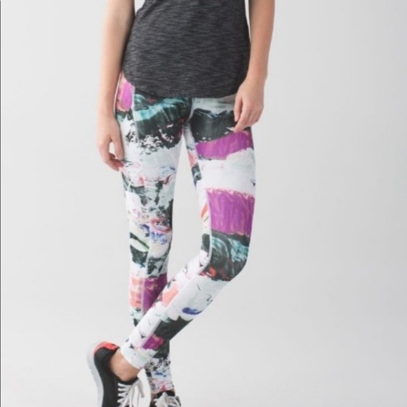 Lululemon Speed Tight III - Size 8 - Picture 4 of 8